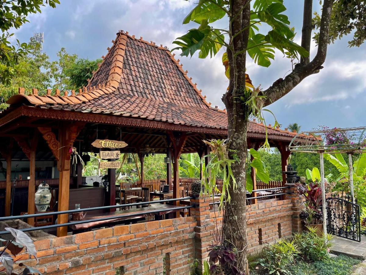 The Sangkih Villa Restaurant & Bar Munduk Eksteriør billede