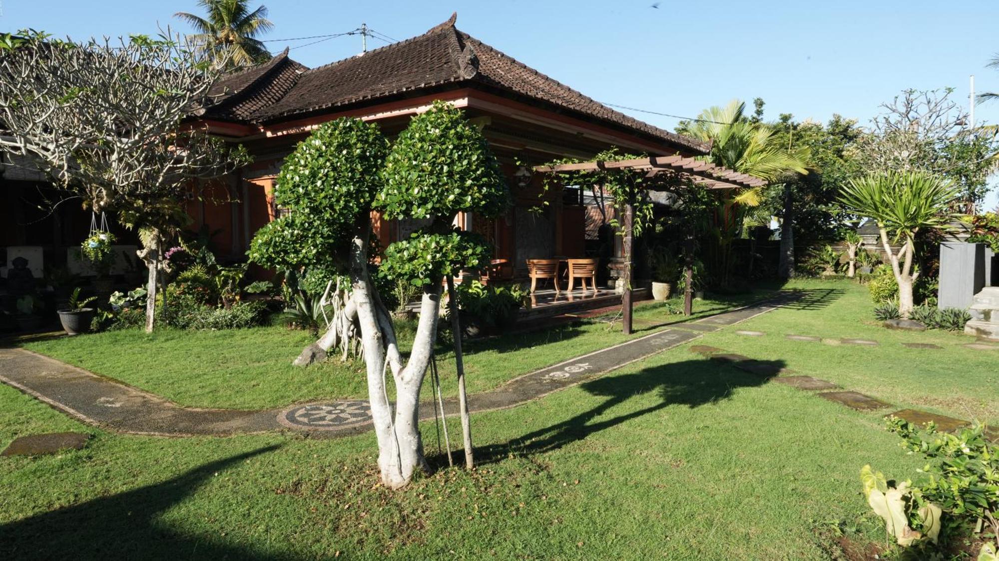 The Sangkih Villa Restaurant & Bar Munduk Eksteriør billede